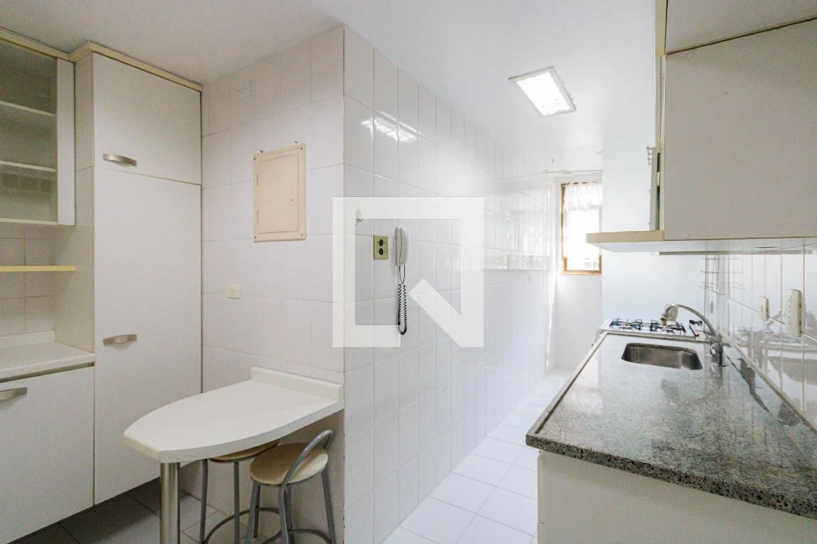 Apartamento com 3 quartos e cozinha fechada a gás — photo 14