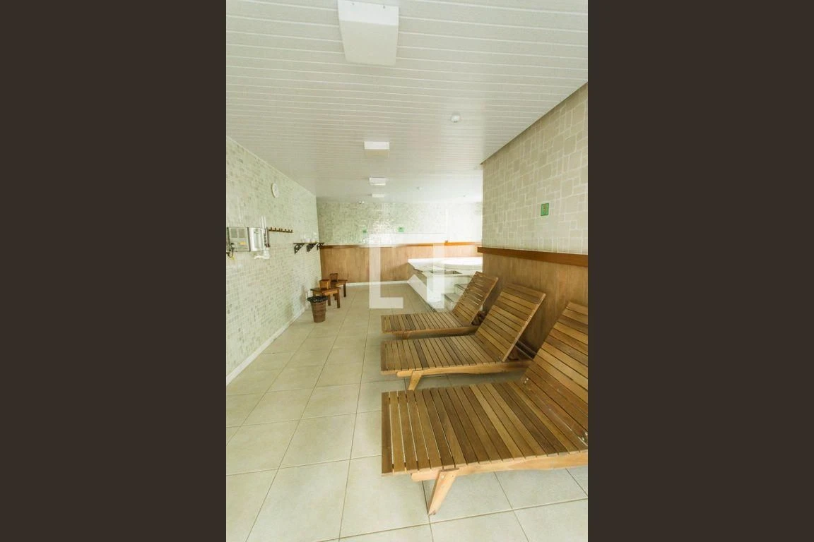 3-bedroom apartment with a mountain view — photo 12