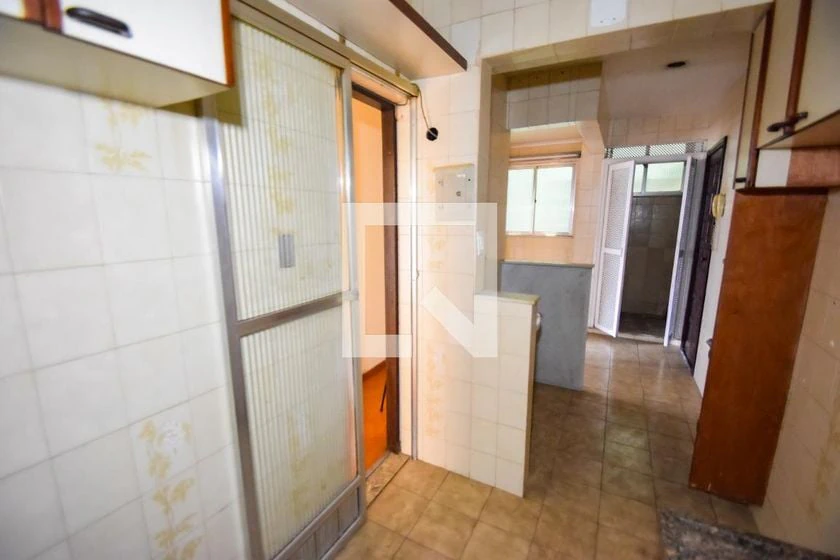 Apartment, 69 m², with wood or laminate floors — photo 15