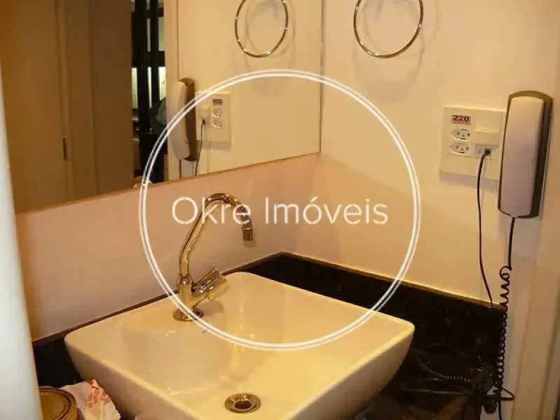 Furnished 1-bedroom apartment with integrated kitchen — photo 20