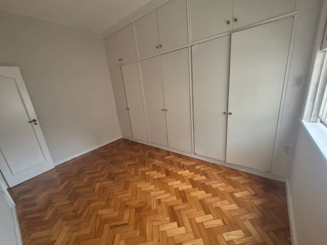 3-bedroom apartment with a home office — photo 7