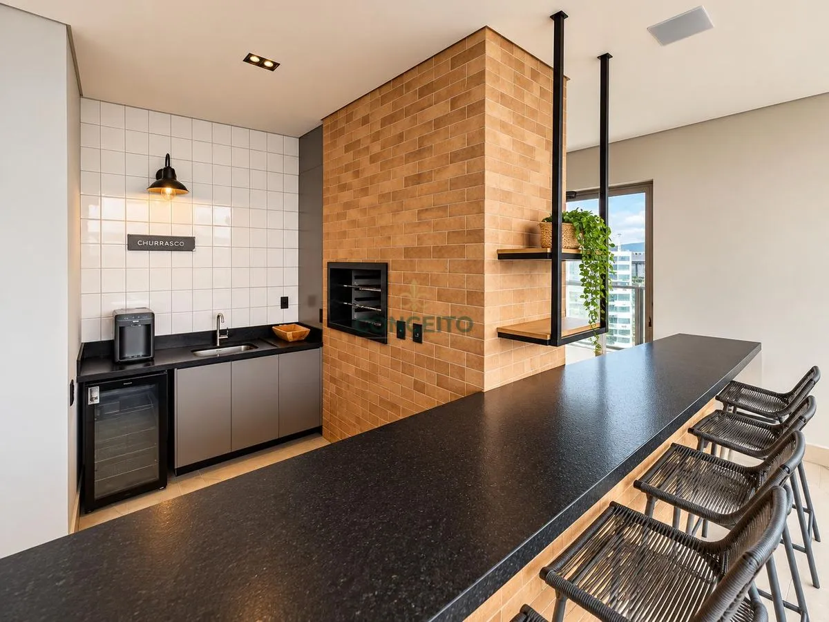 Furnished apartment, 69 m², with a grill on the balcony — photo 58