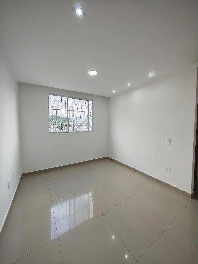 2-bedroom apartment in a building with a gym — photo 6