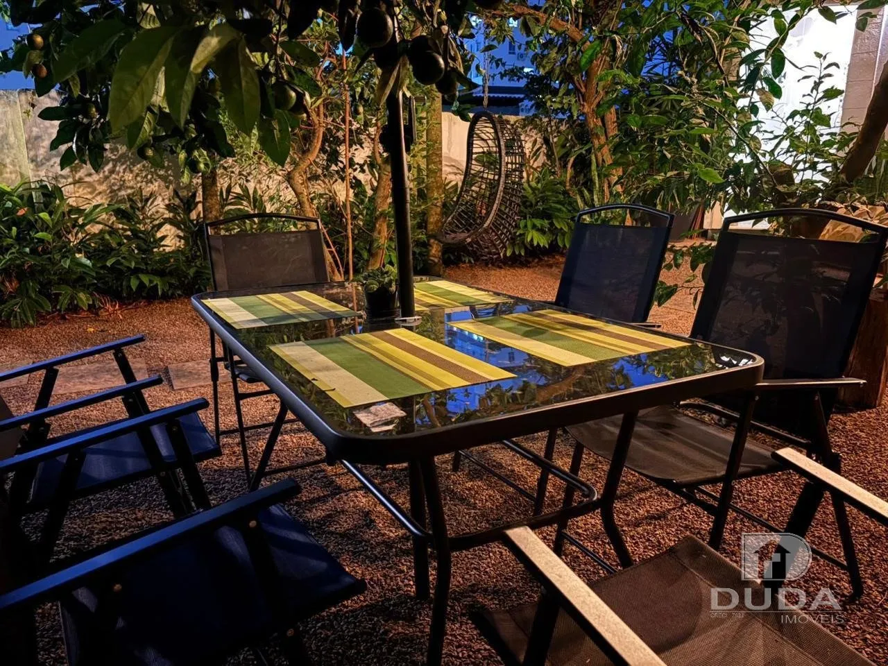 Casa amueblada con 4 dormitorios y cocina abierta — photo 68