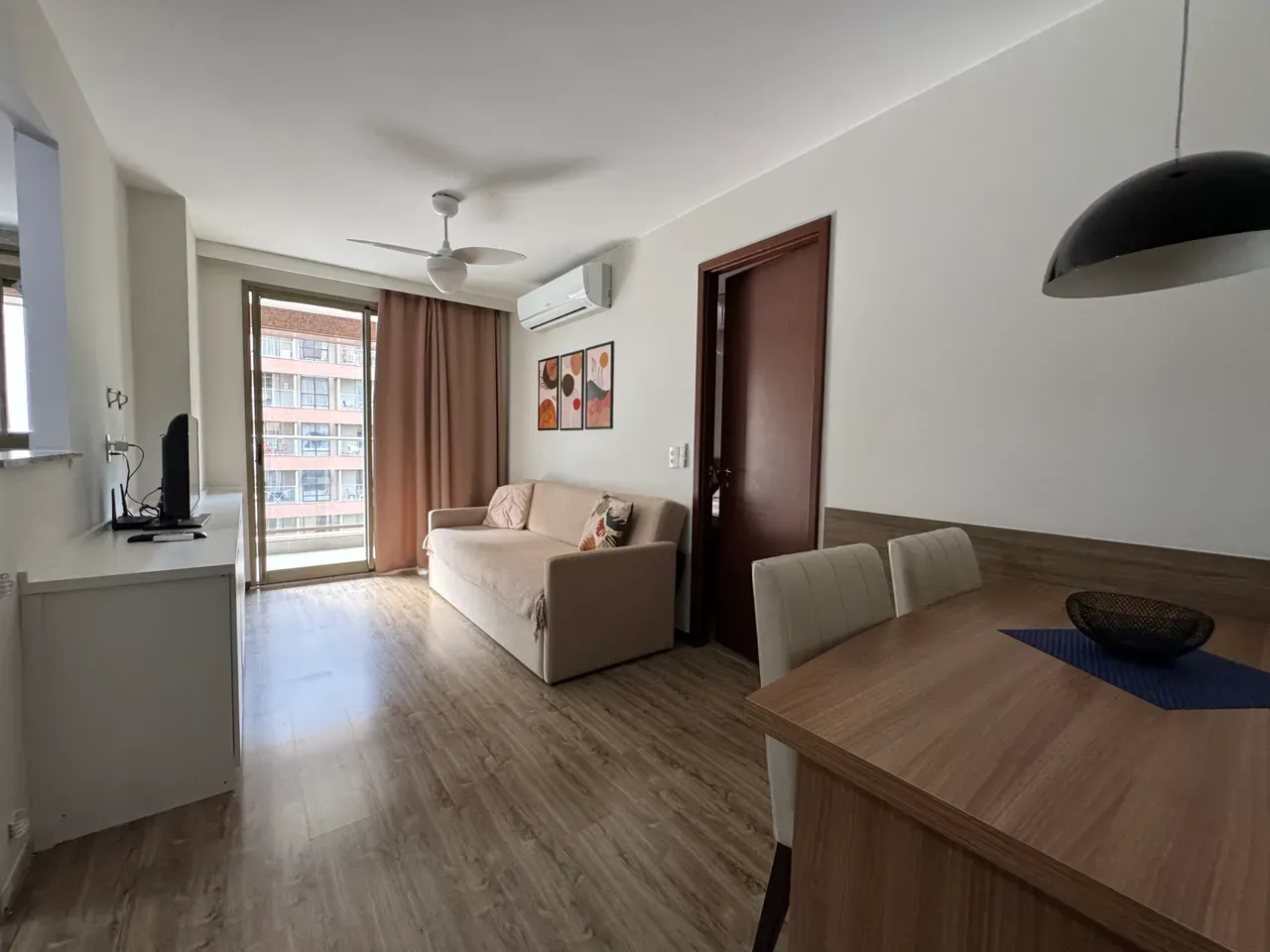 69 m² apartment with a mountain view and a home office — photo 11