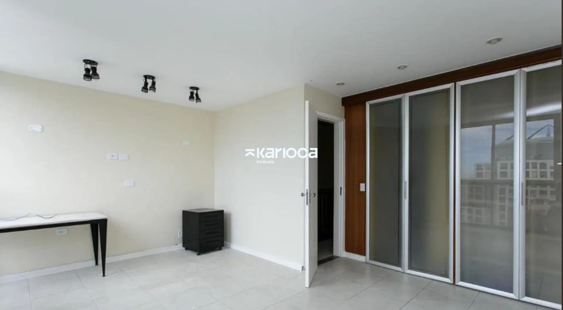 Duplex penthouse with 3 en-suite bedrooms and 5 baths — photo 25
