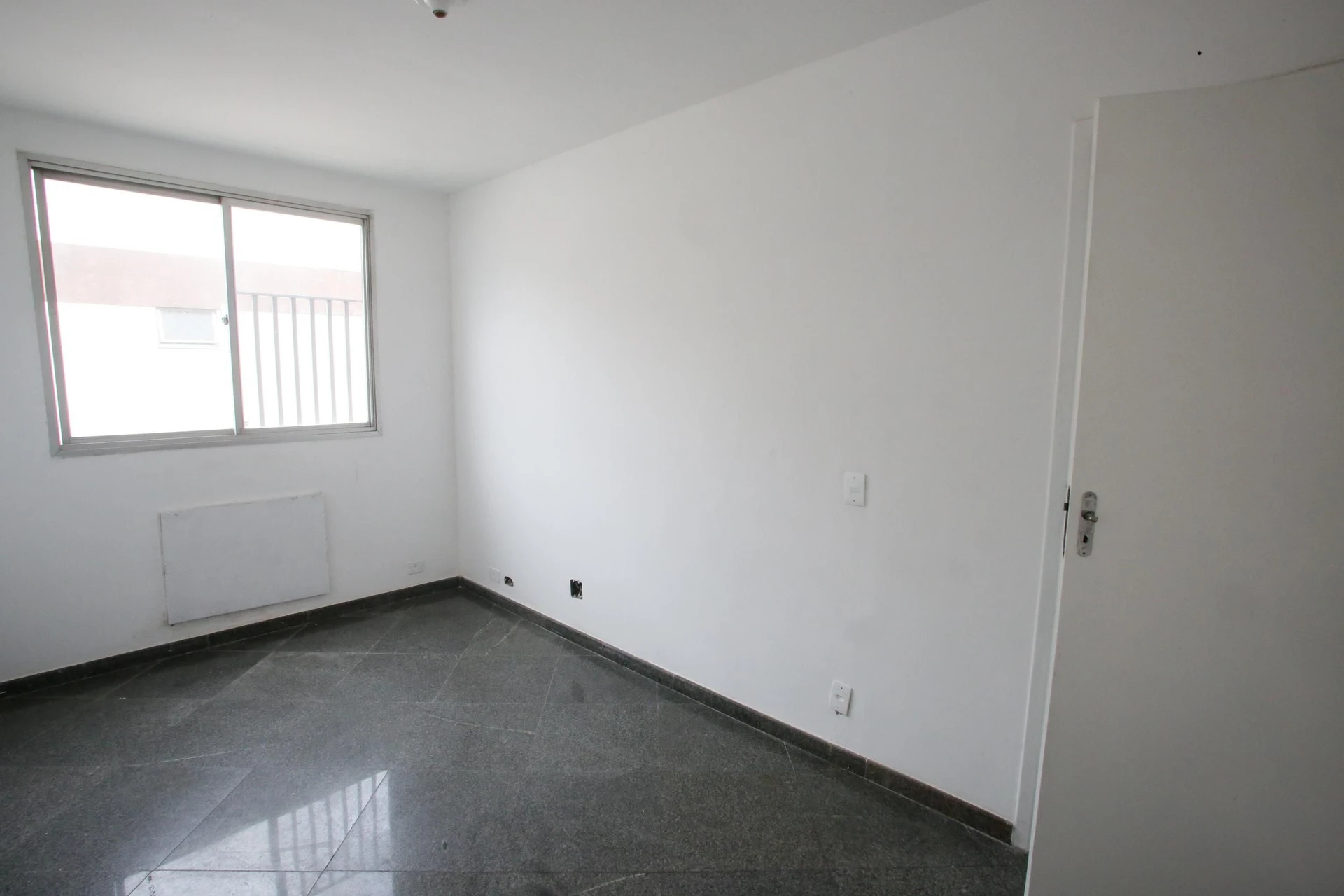 Rental apartment with 3 bedrooms and open-plan kitchen — photo 26