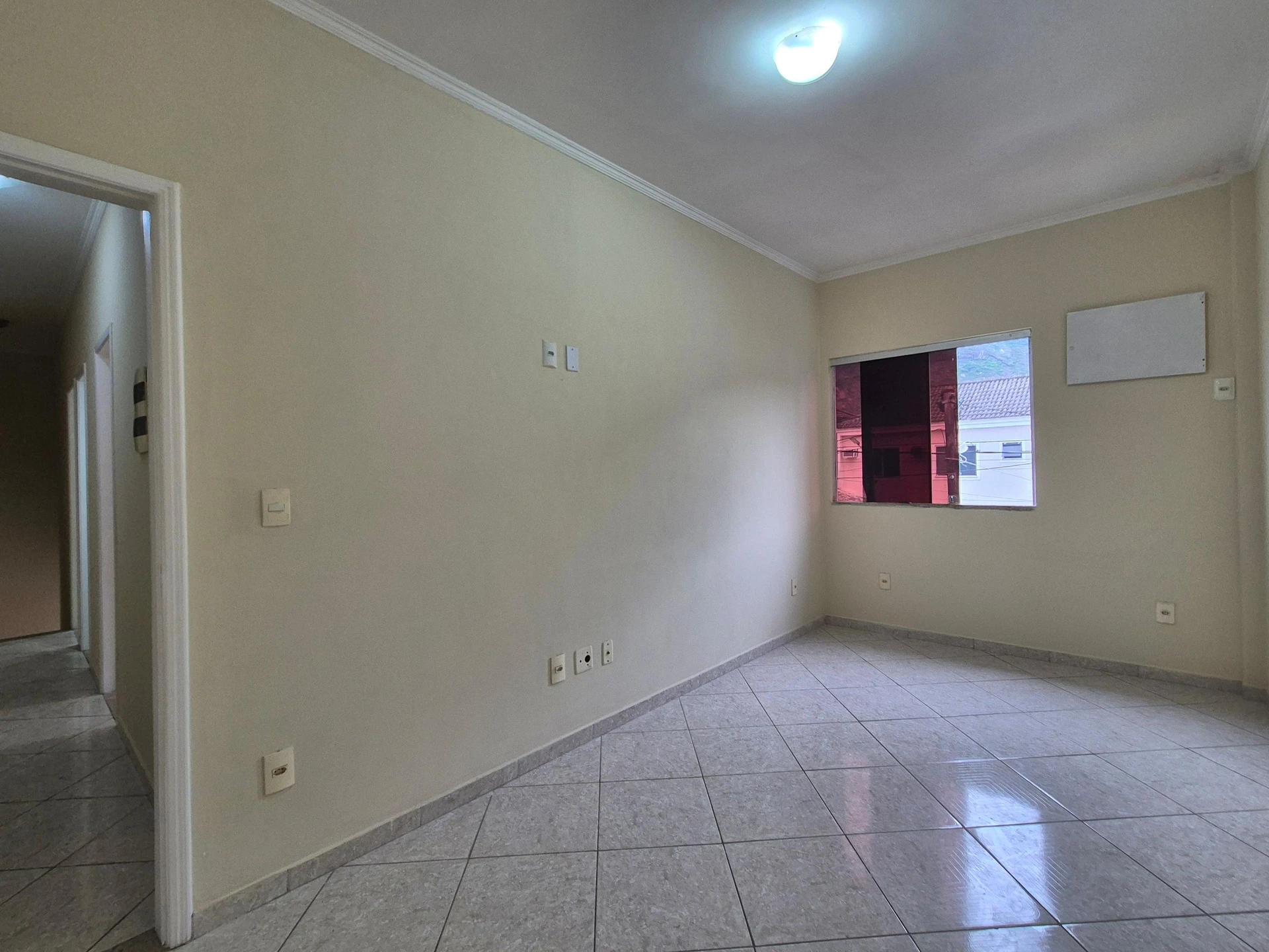 Будинок 180 м² з балконом із грилем та садом — photo 32
