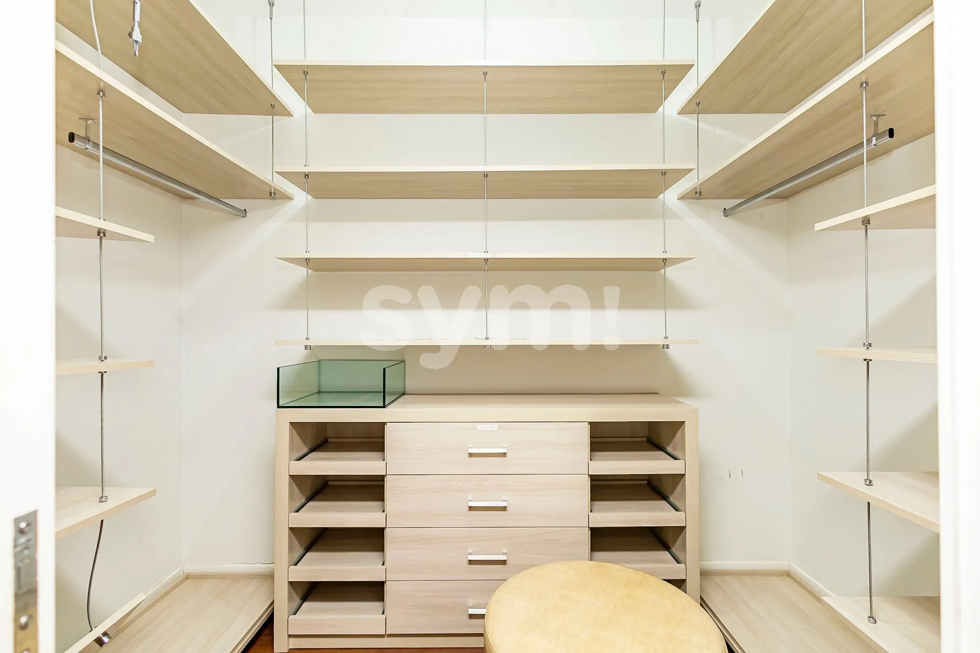 Gated condo house with 4 en-suite rooms, 431 m² — photo 50