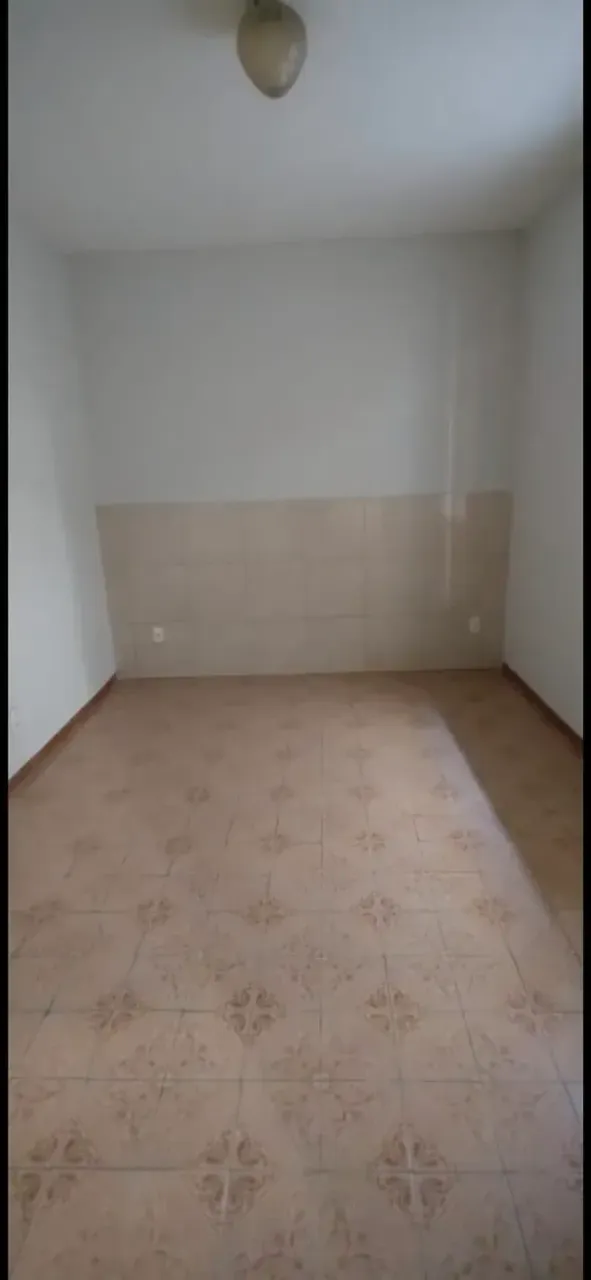 Unfurnished apartment with 2 bedrooms and a terrace — photo 10