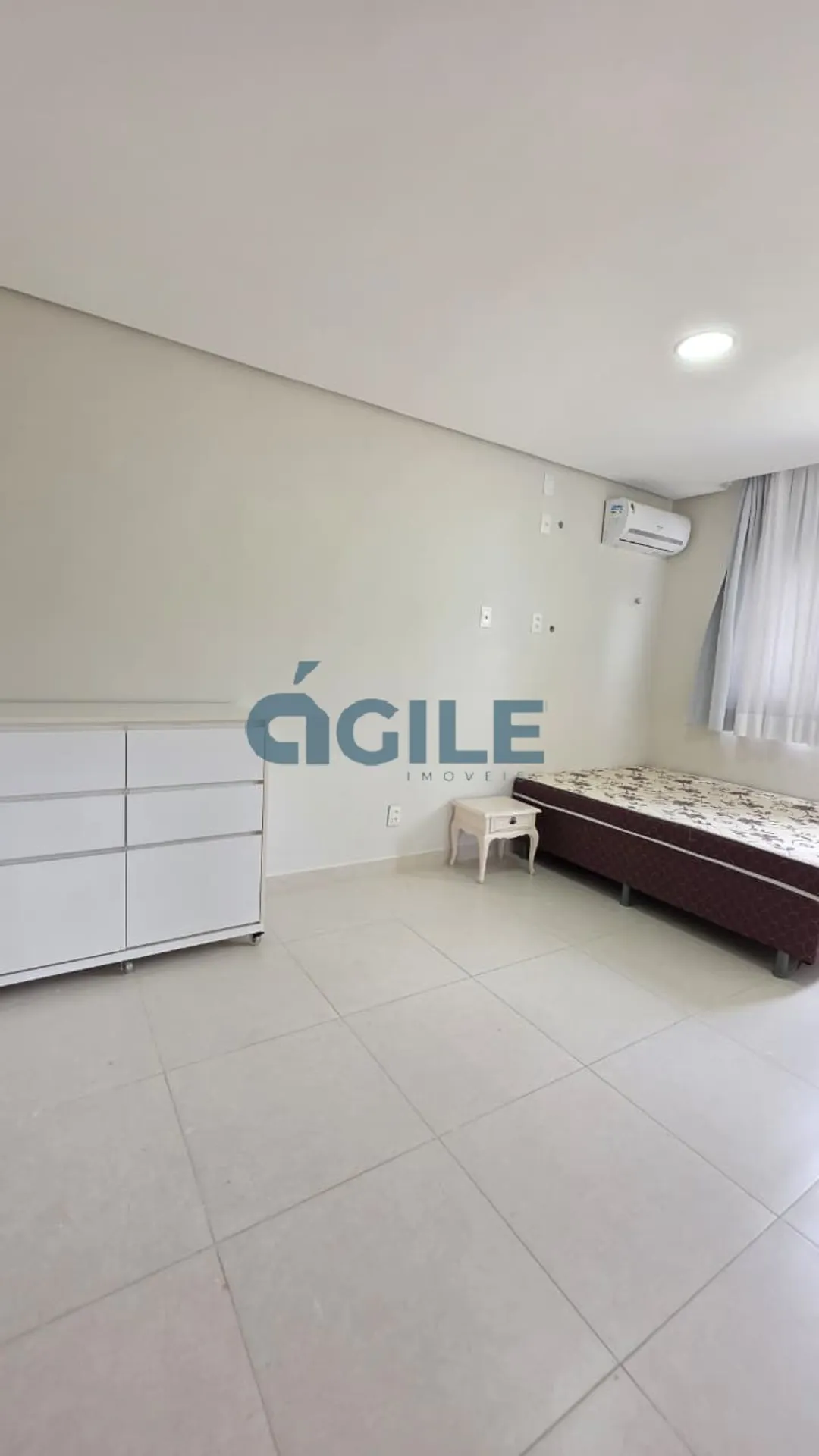 Washing machine in a 4-bedroom house, 200 m² — photo 14