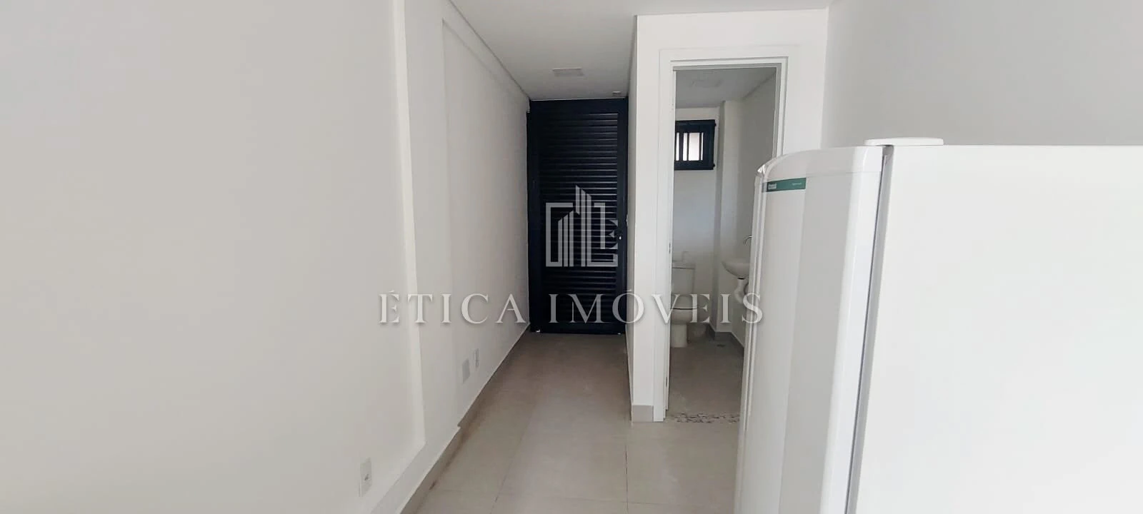 2-bedroom apartment with a grill on the balcony — photo 14