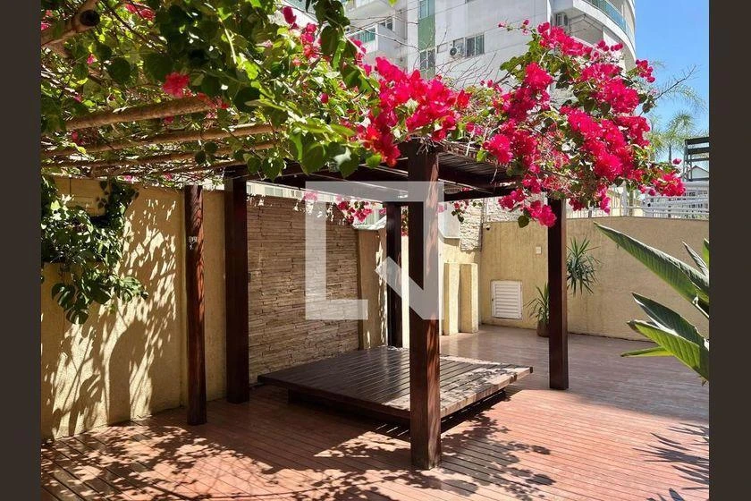 2-bedroom apartment in a building with a pool — photo 24
