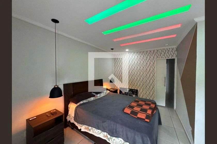 House with 3 en-suites and 3 parking spots, 270 m² — photo 8