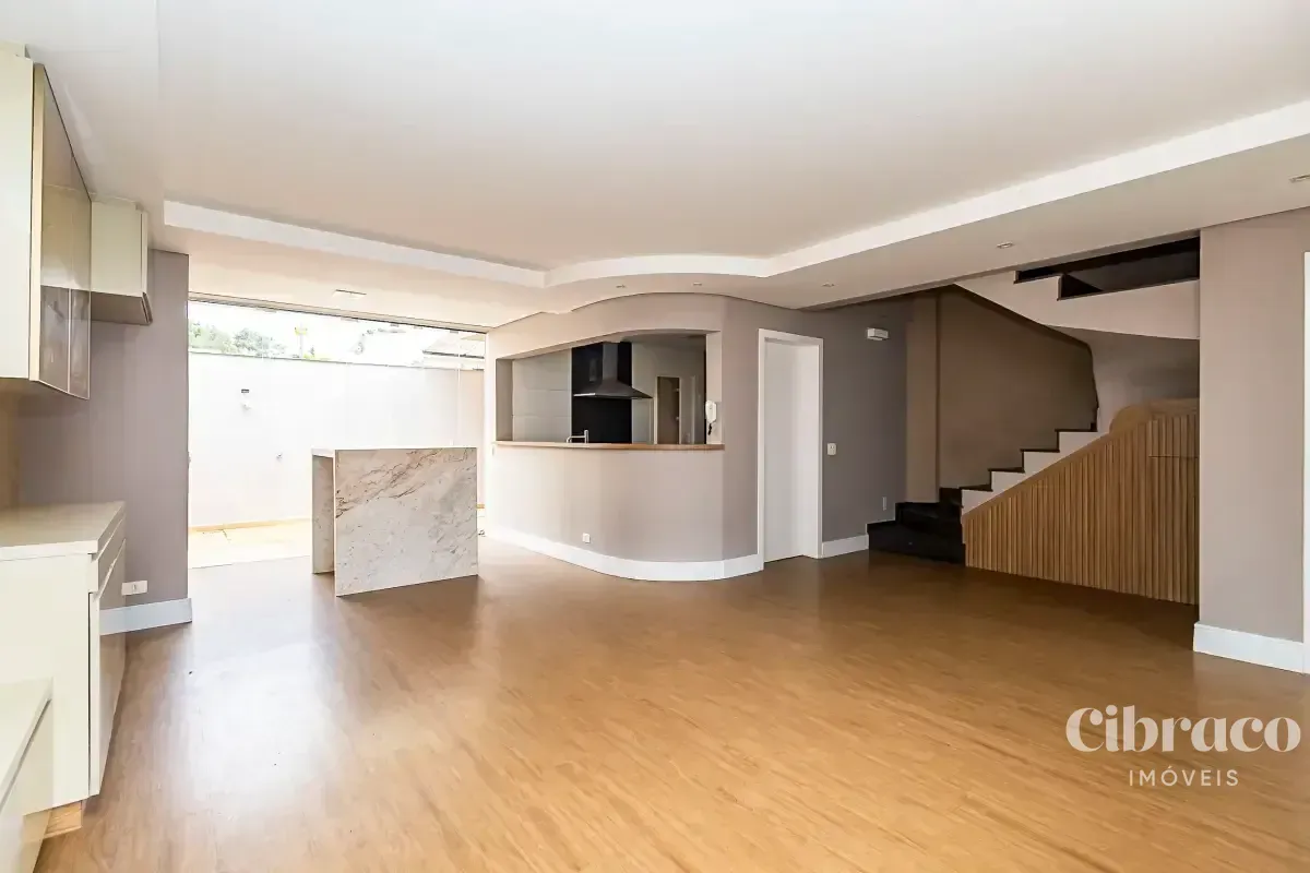 House with 3 bedrooms and a gas-stove open-plan kitchen — photo 4