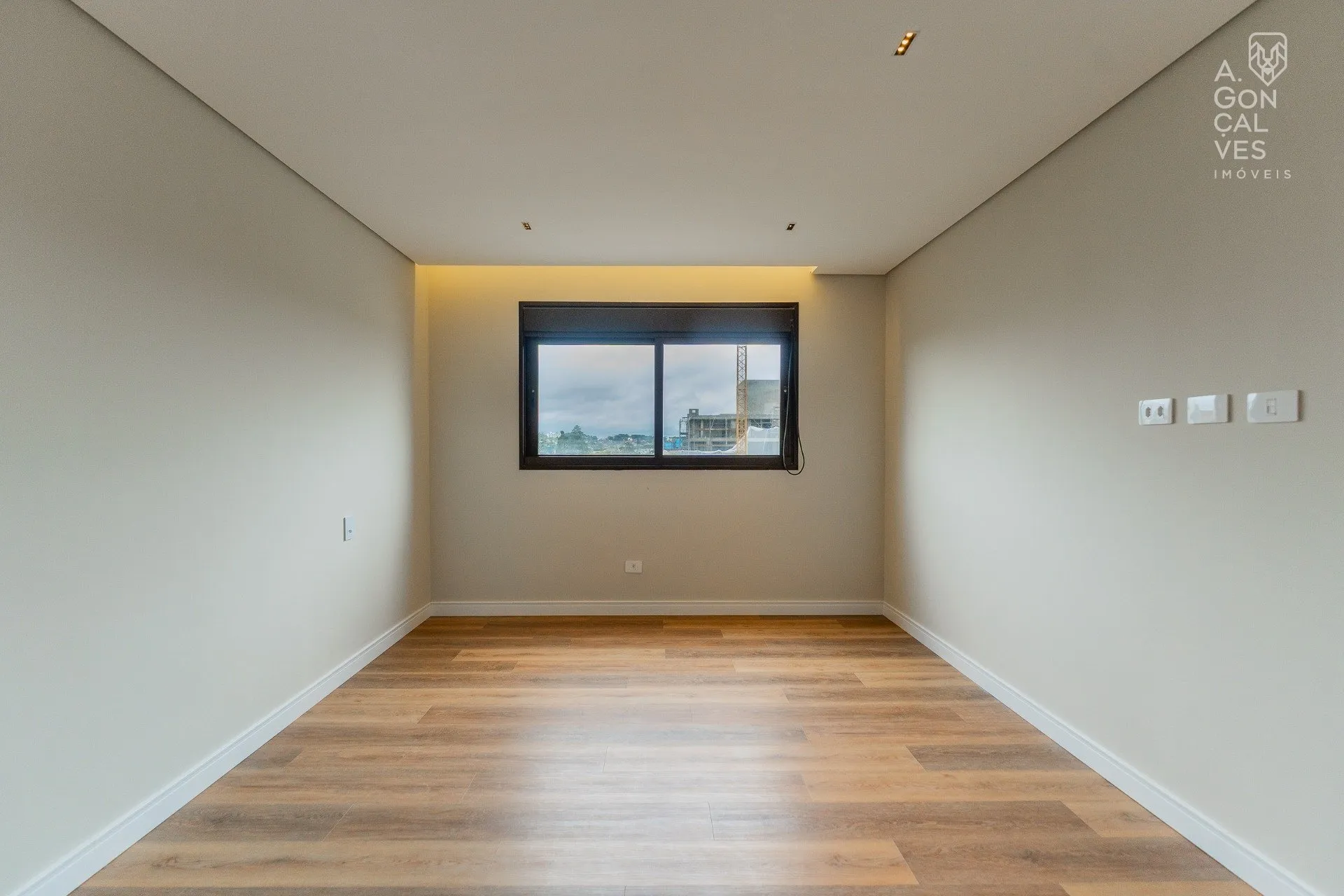 Apartment, 161 m², with floor-to-ceiling windows — photo 19