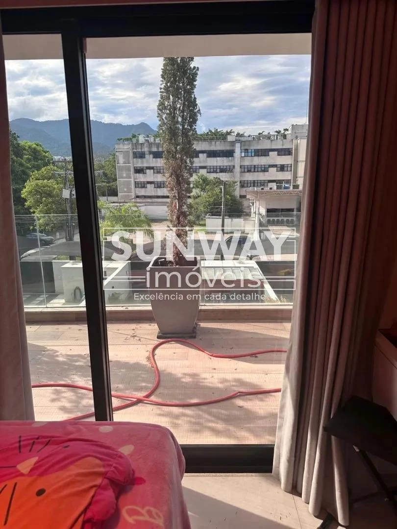 Робоче місце та 6 спалень: будинок 410 м² — photo 24