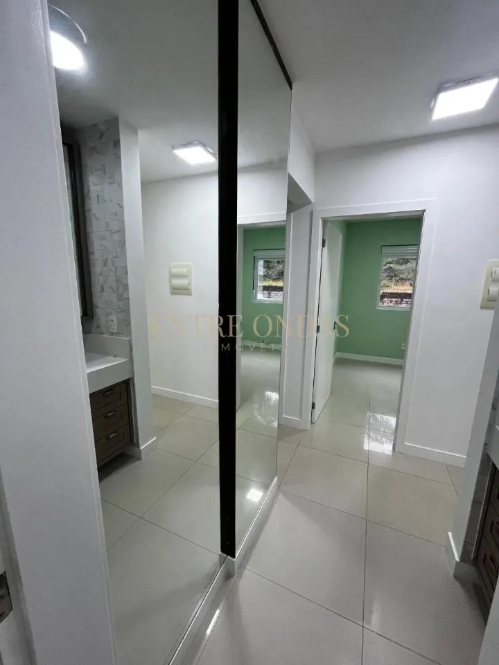 Apartment, 90 m², with a glass-enclosed balcony — photo 12