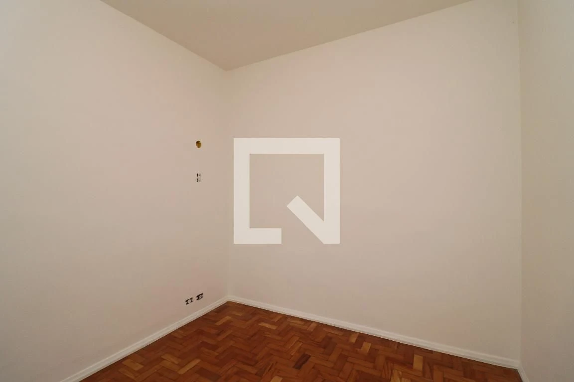 4-bedroom house, 200 m² — photo 32