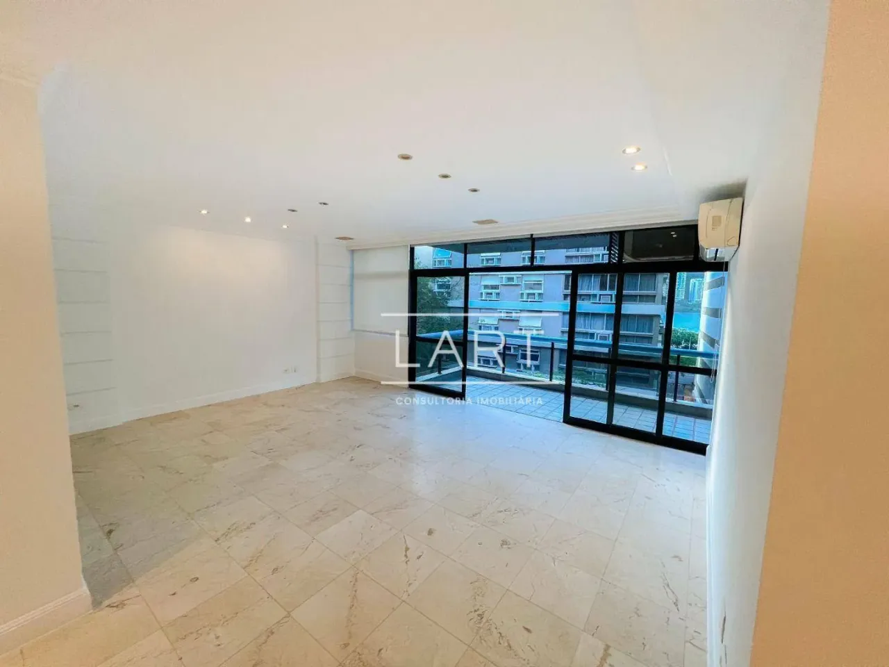 3-bedroom apartment, 125 m² — photo 11