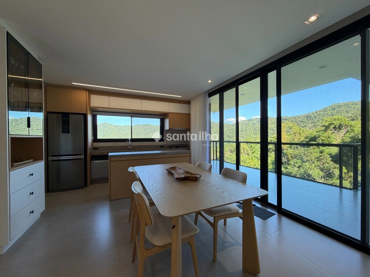 Furnished house, 158 m², with a mountain view — photo 11