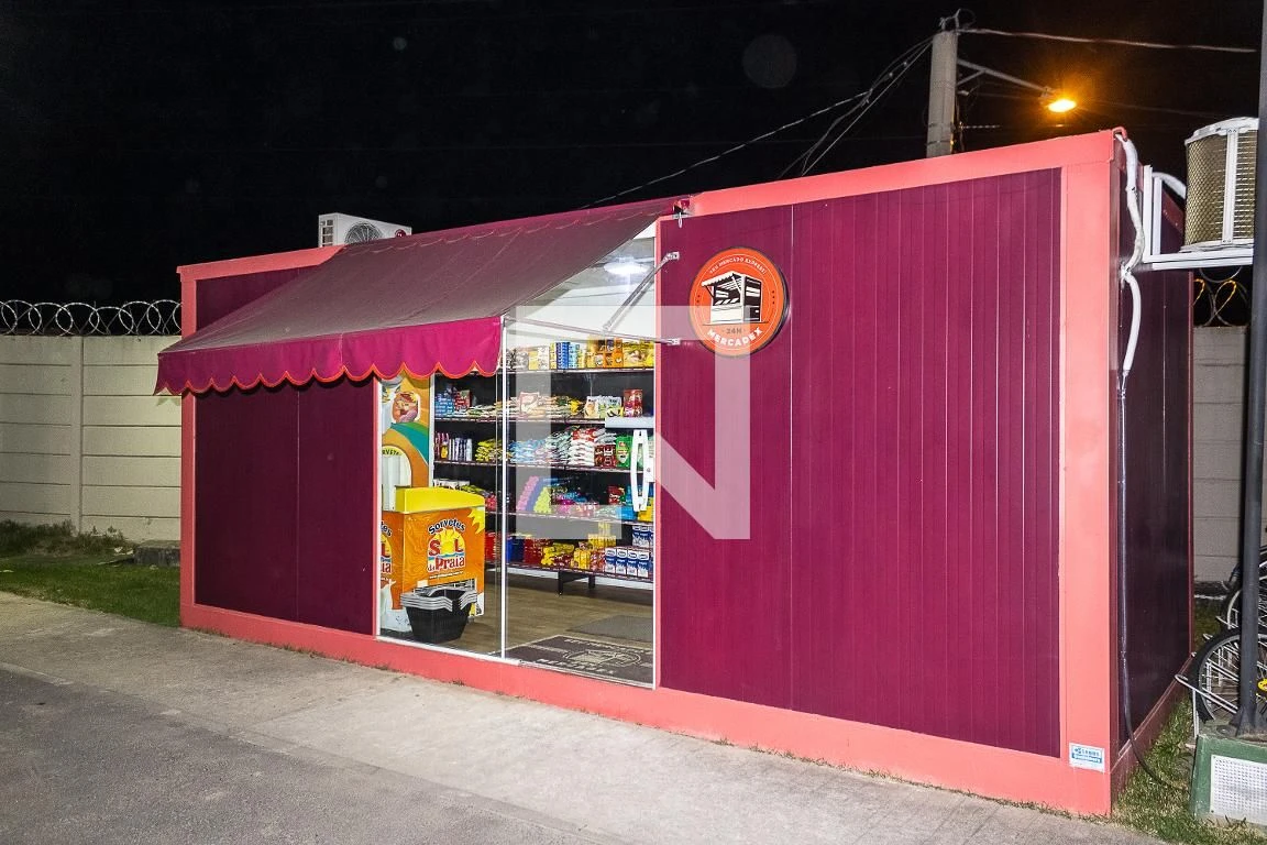 Apartamento com 2 quartos e área de lavanderia — photo 47