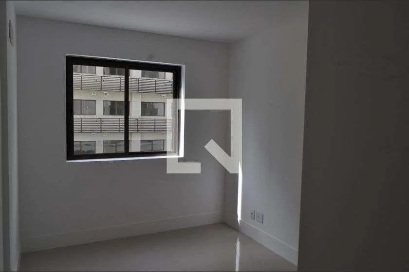 Private pool in a one-bedroom apartment, 40 m² — photo 10
