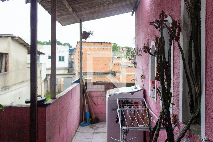 Washing machine in a 2-bedroom house, 43 m² — photo 12