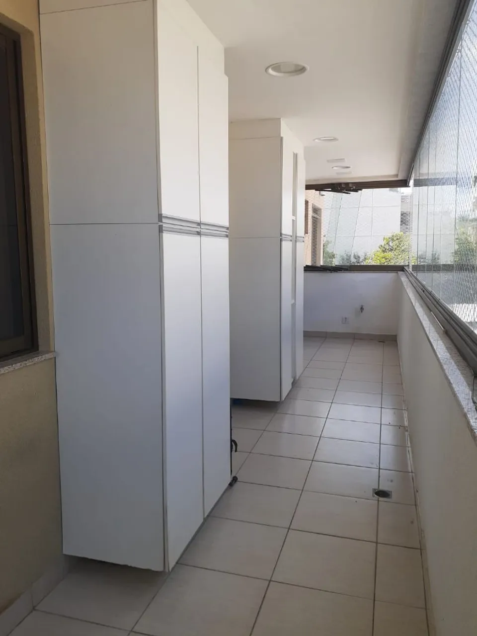 Unfurnished 3-bedroom apartment with gas kitchen — photo 9