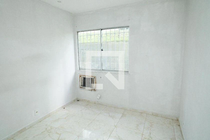 2-bedroom apartment in a building with a pool — photo 11