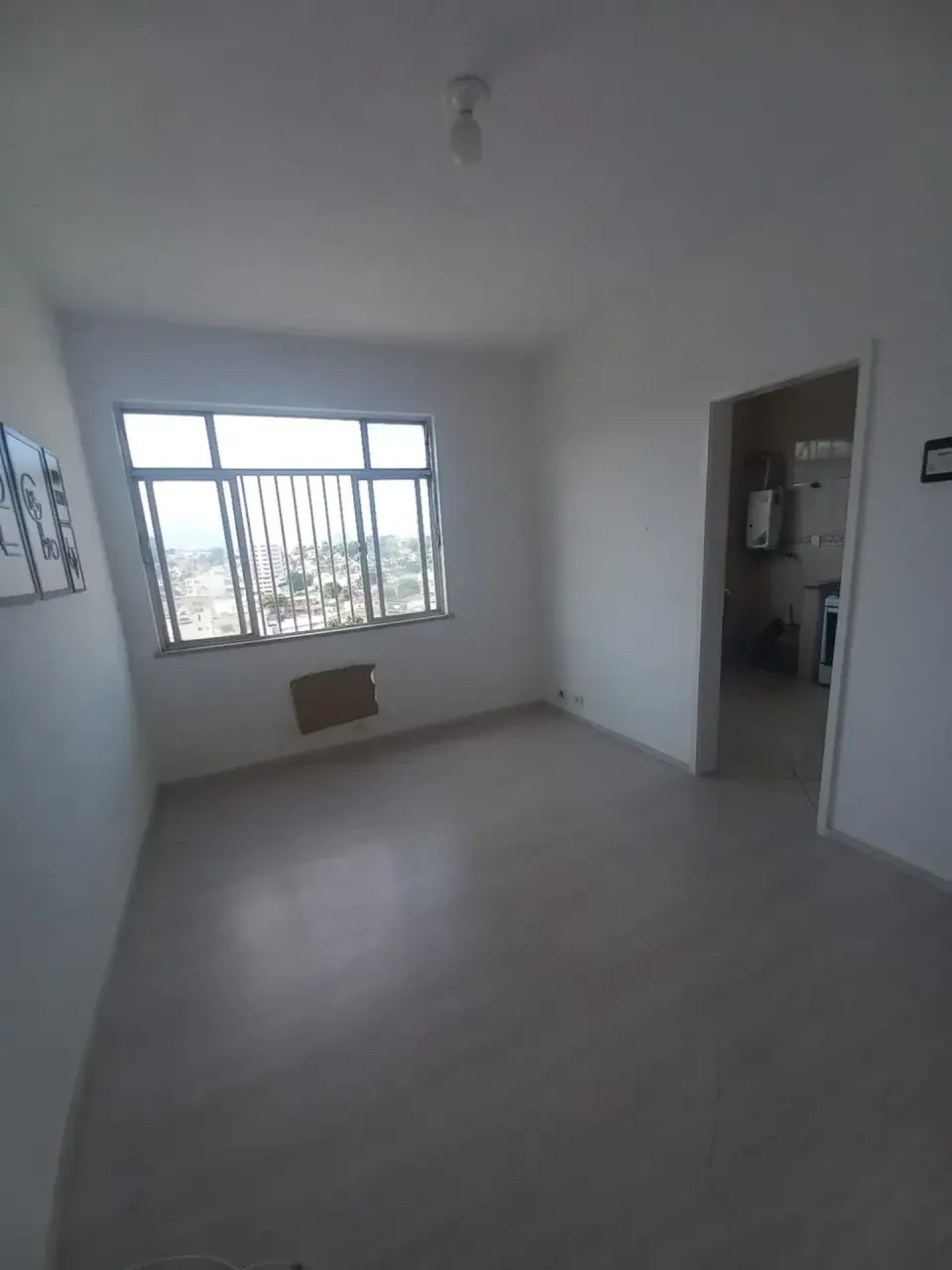 2-bedroom apartment with a gas stove kitchen — photo 13