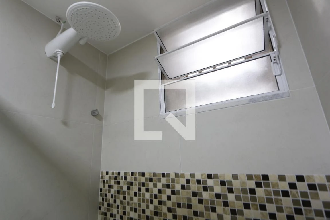 Apartamento mobiliado de 2 quartos em condomínio com piscina — photo 28