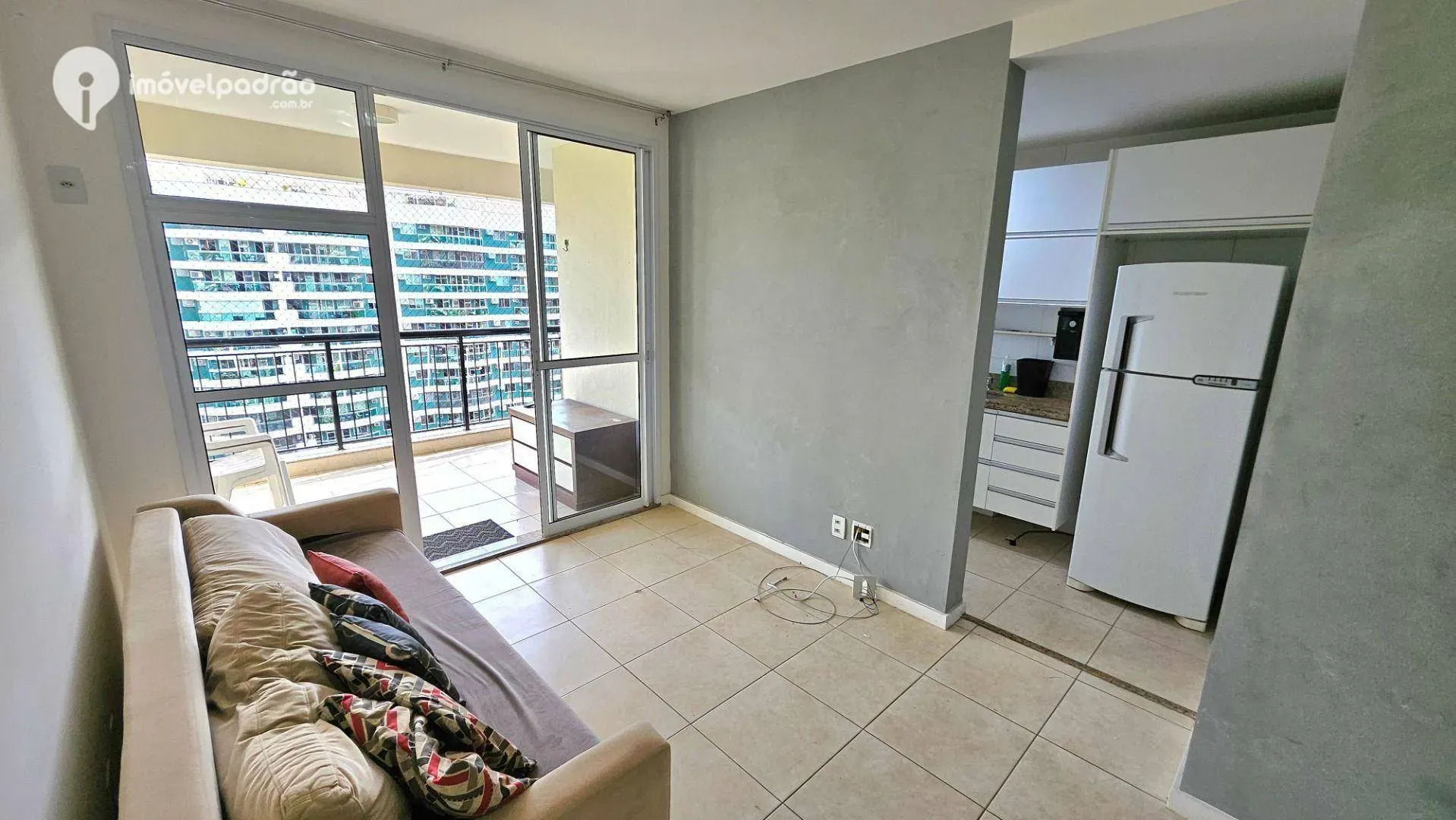 Furnished 2-bedroom apartment with enclosed balcony — photo 30