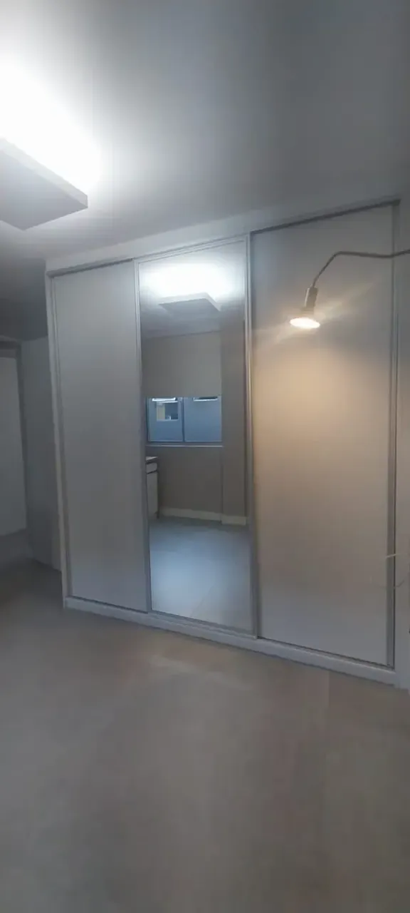 Unfurnished 2-bedroom apartment with open-plan kitchen — photo 11