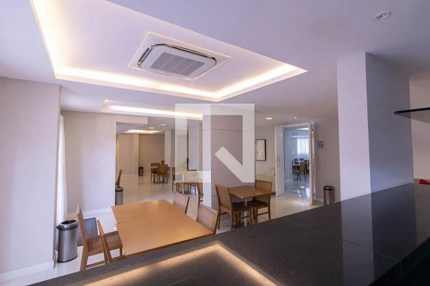 2-bedroom apartment with a walk-in closet in Rio de Janeiro — photo 19