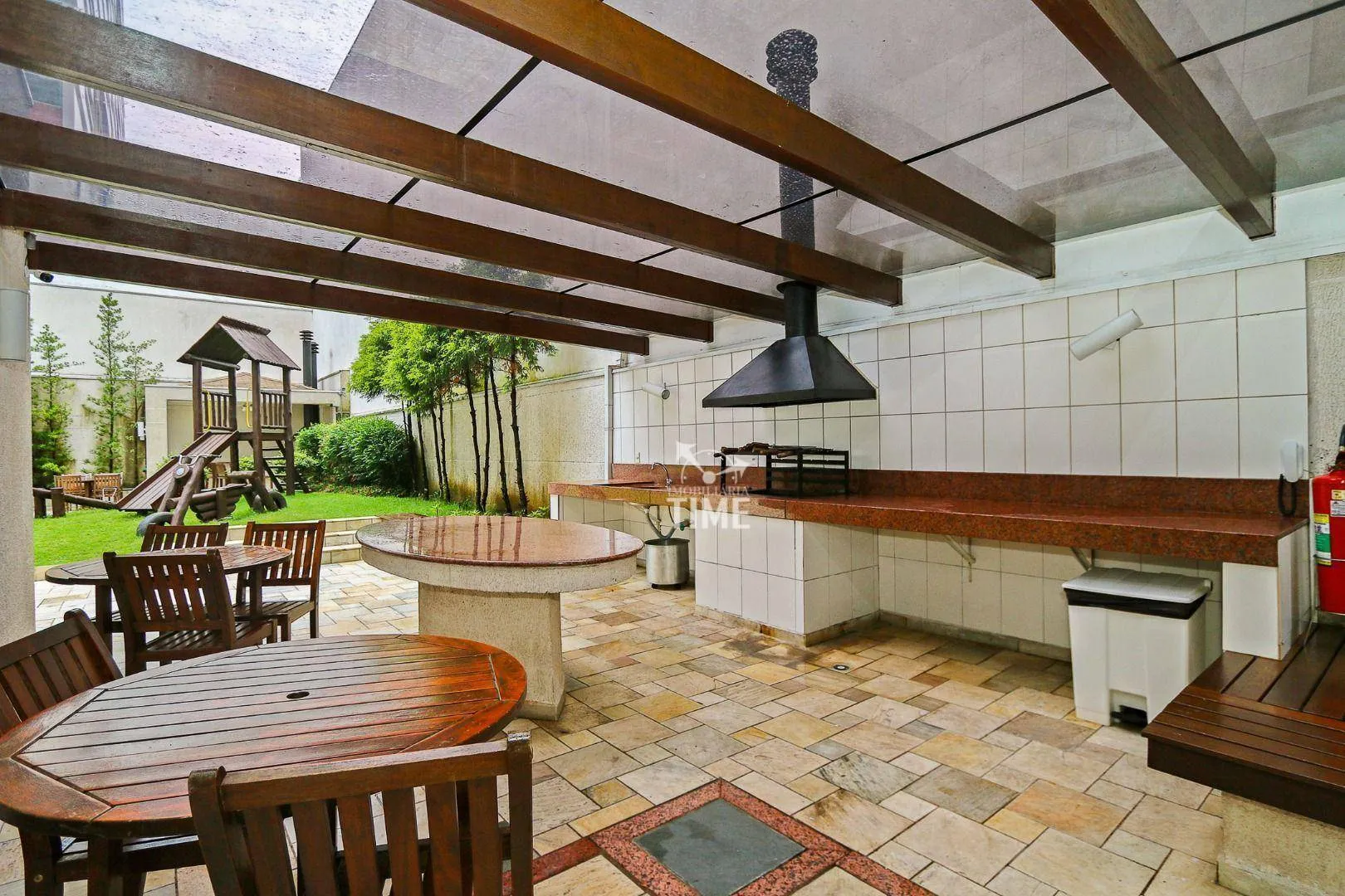 Apartamento mobiliado de 1 dormitório com 93 m² — photo 94