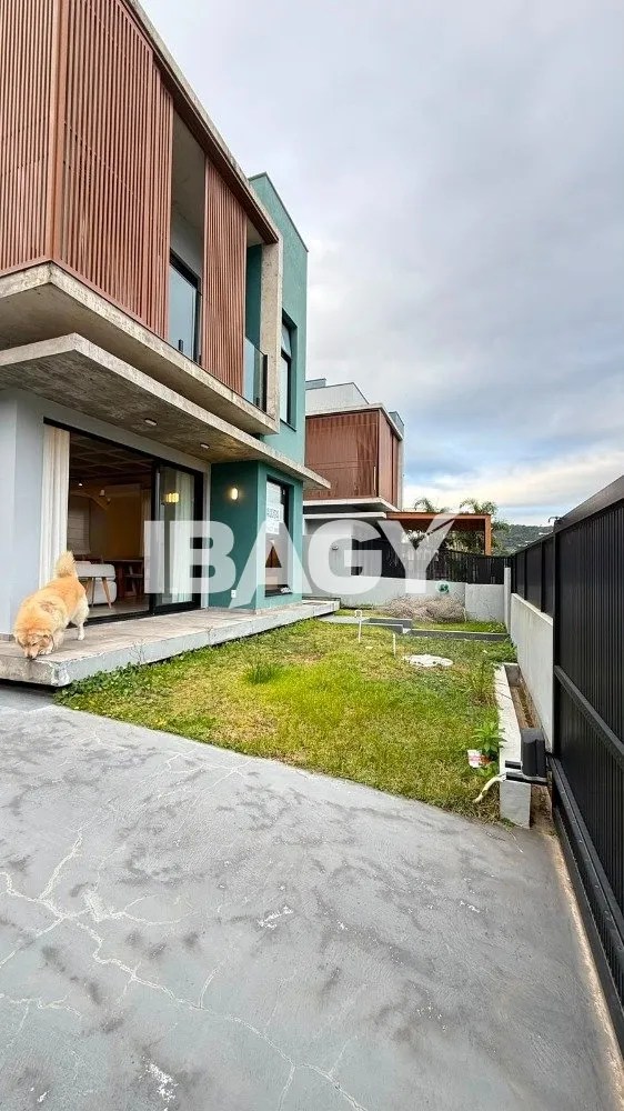 Casa en condominio con 4 dormitorios y cocina abierta — photo 28
