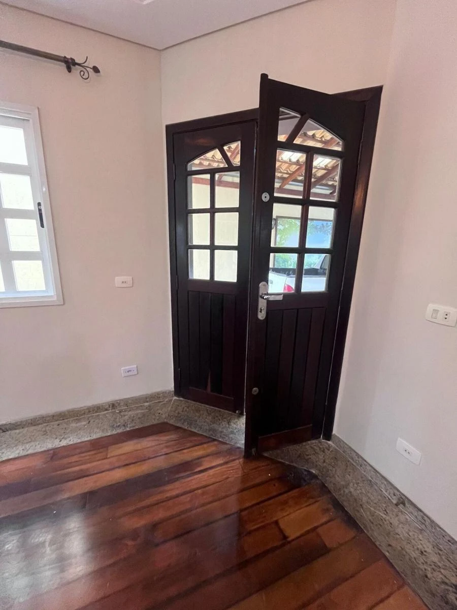 Дом 300 м² с 4 спальнями и 3 парковками — photo 19