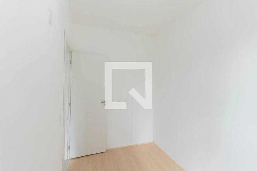 Garden-style apartment with 2 bedrooms and a balcony — photo 4