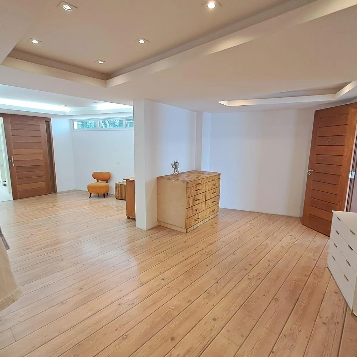 Furnished 4-bedroom house with 1450 m² and 4 parking — photo 26