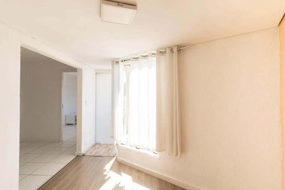 2-bedroom apartment with a grill on the balcony — photo 30