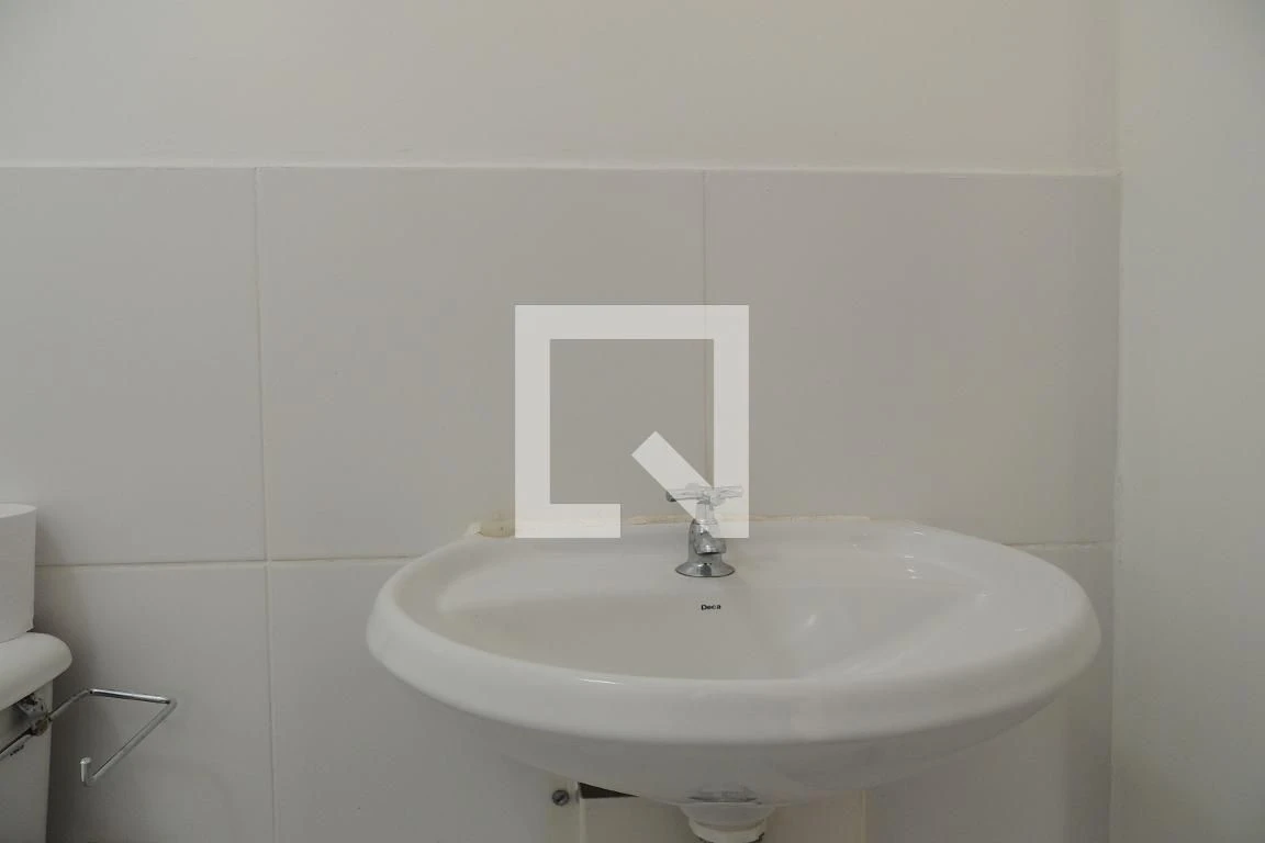 Unfurnished apartment with 3 bedrooms and open kitchen — photo 25