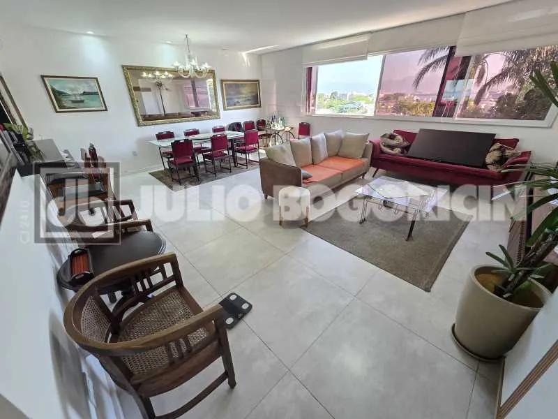 Apartamento para locação sem mobília com 4 quartos e 4 banheiros — photo 3