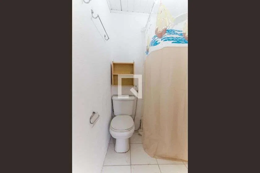 Apartment with 3 bedrooms and 1 en-suite, no parking — photo 51