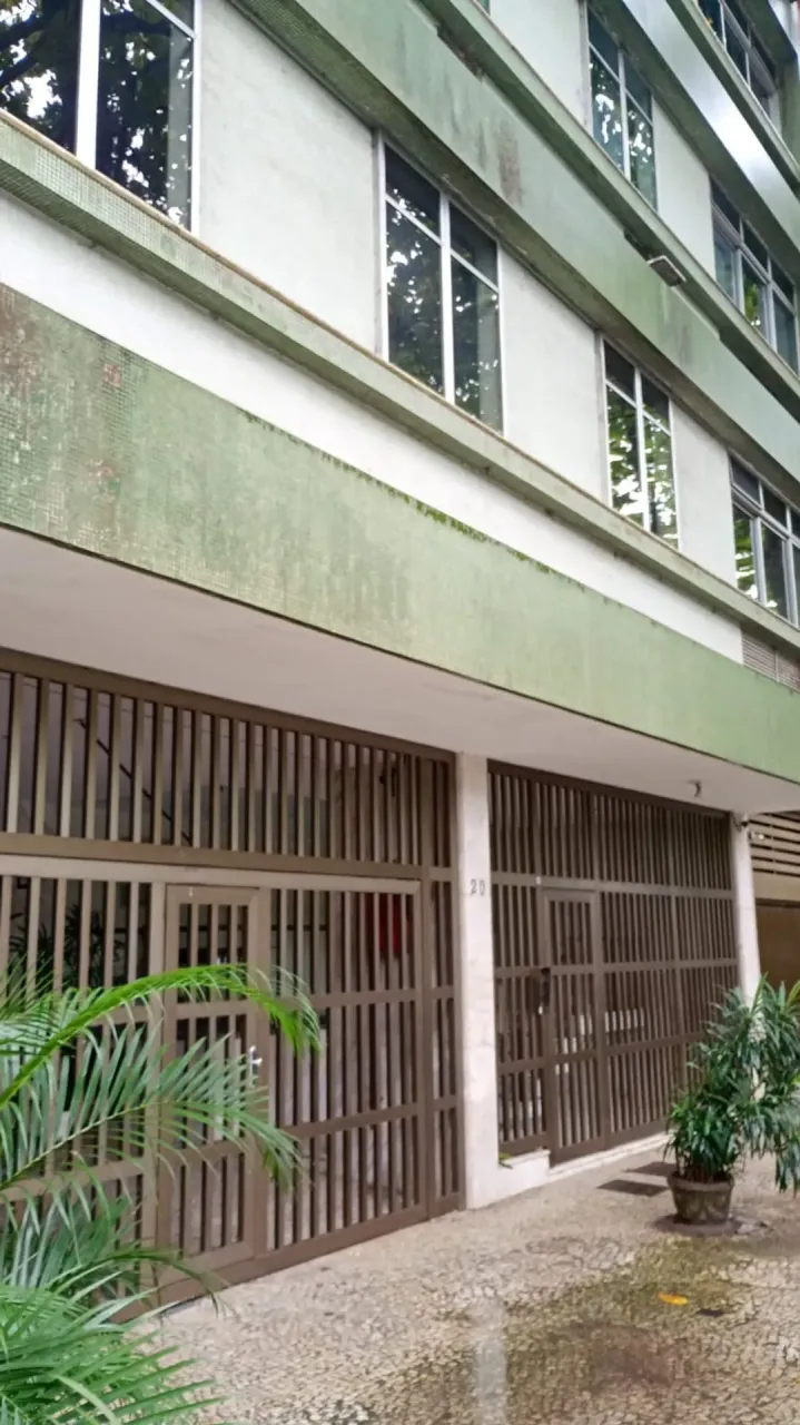 Unfurnished apartment with 3 bedrooms and 2 bathrooms — photo 8