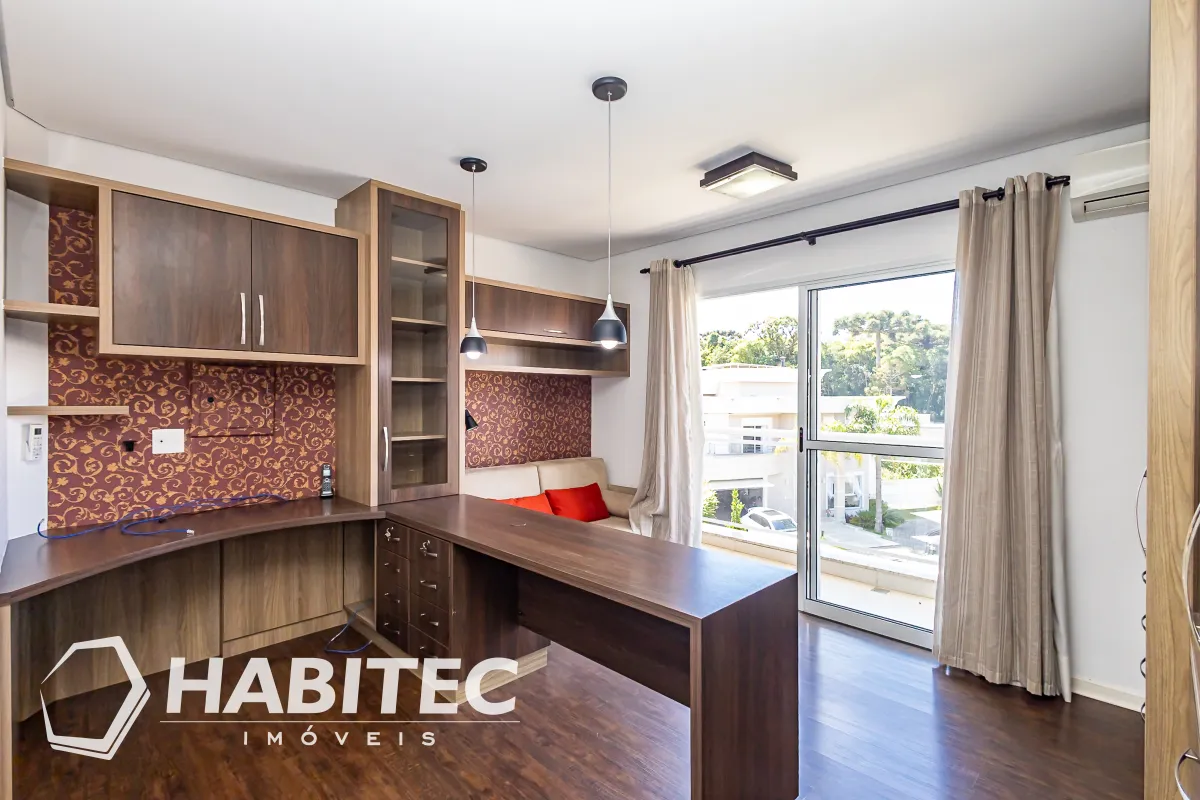 Residential house with 4 bedrooms and an integrated kitchen — photo 43