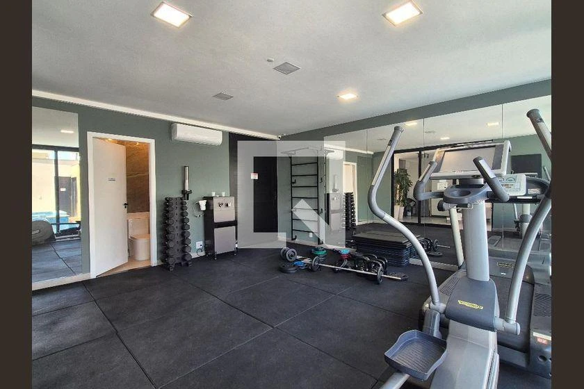 Furnished 45 m² studio with 1 bedroom and balcony — photo 13