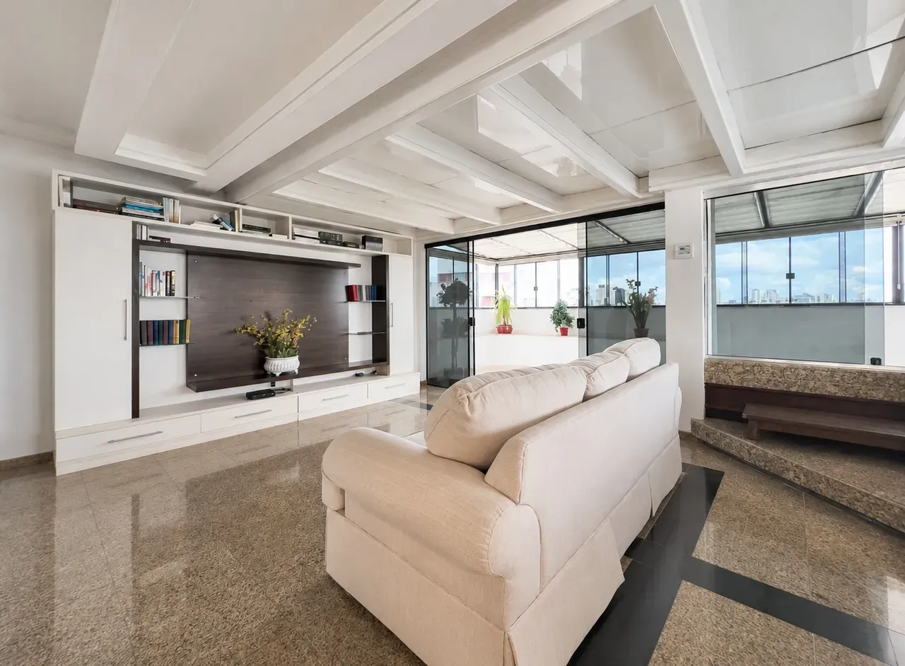 Furnished penthouse apartment with 4 bedrooms — photo 7