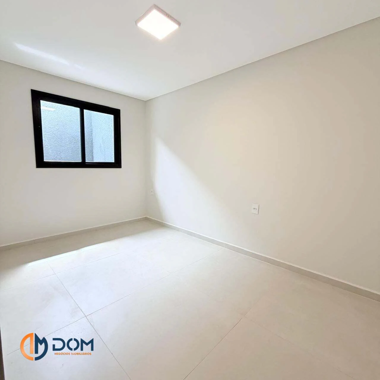 2-bedroom house with a washing machine in Florianópolis — photo 6