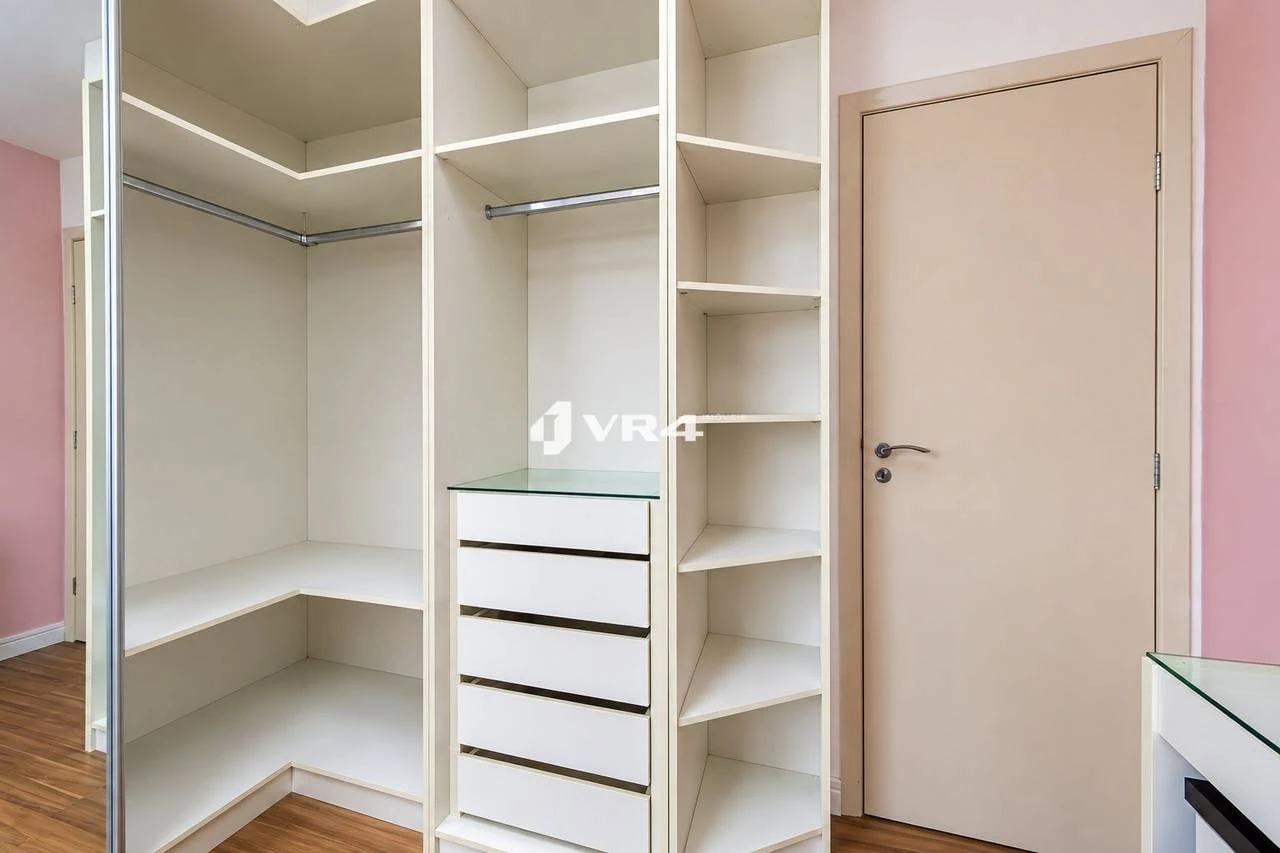 Furnished apartment with 3 bedrooms and 64 m² — photo 10